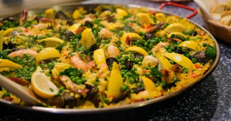 Le pas-à-pas chronométré, du sofrito à la socarrat